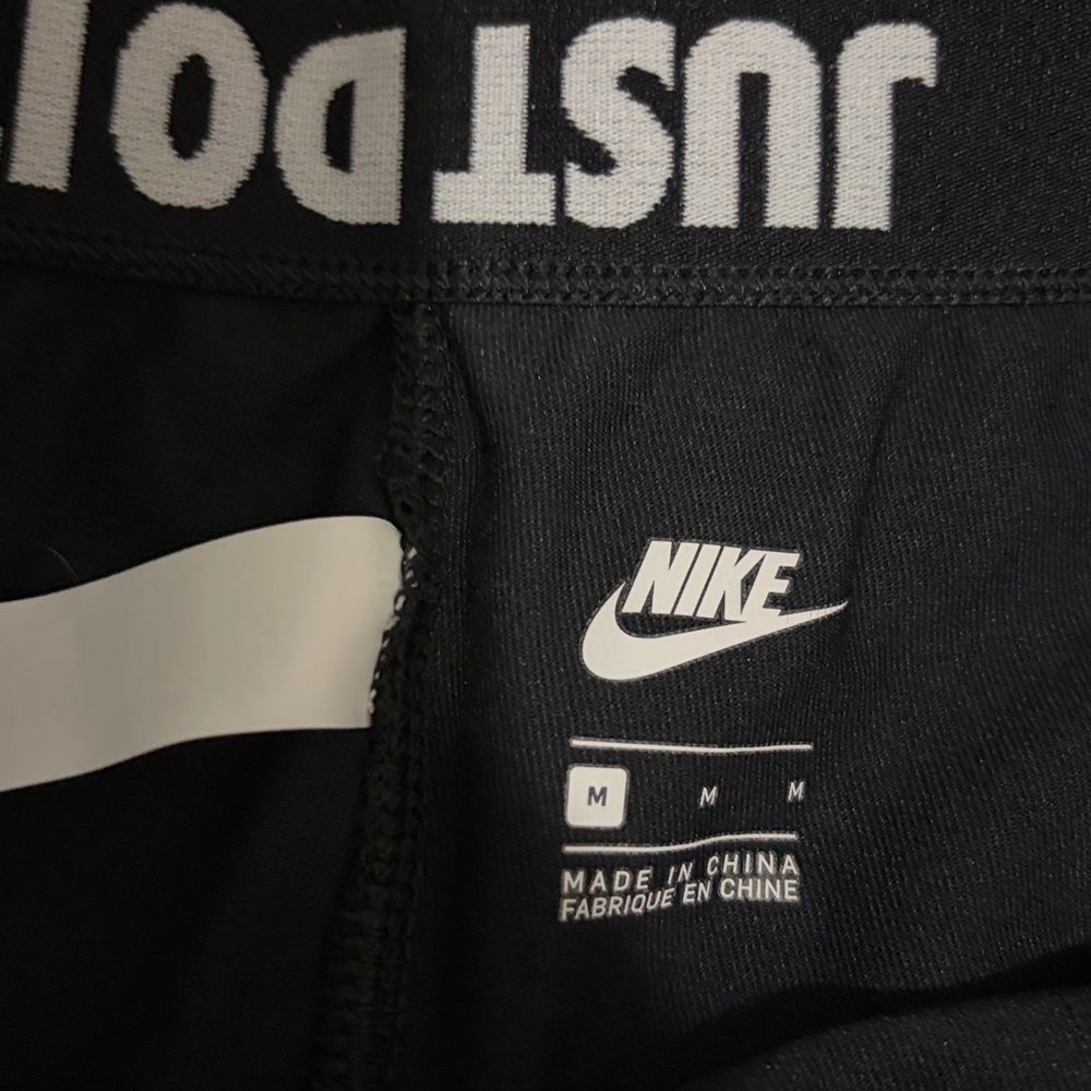 Nike Black Leggings with Gold Glitter Logo - Picture 2 of 3